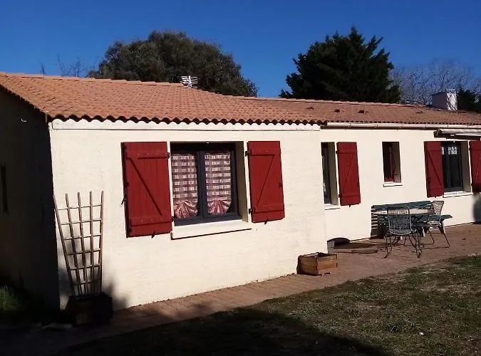 Sous Les Mimosas Frühstückspension 3*